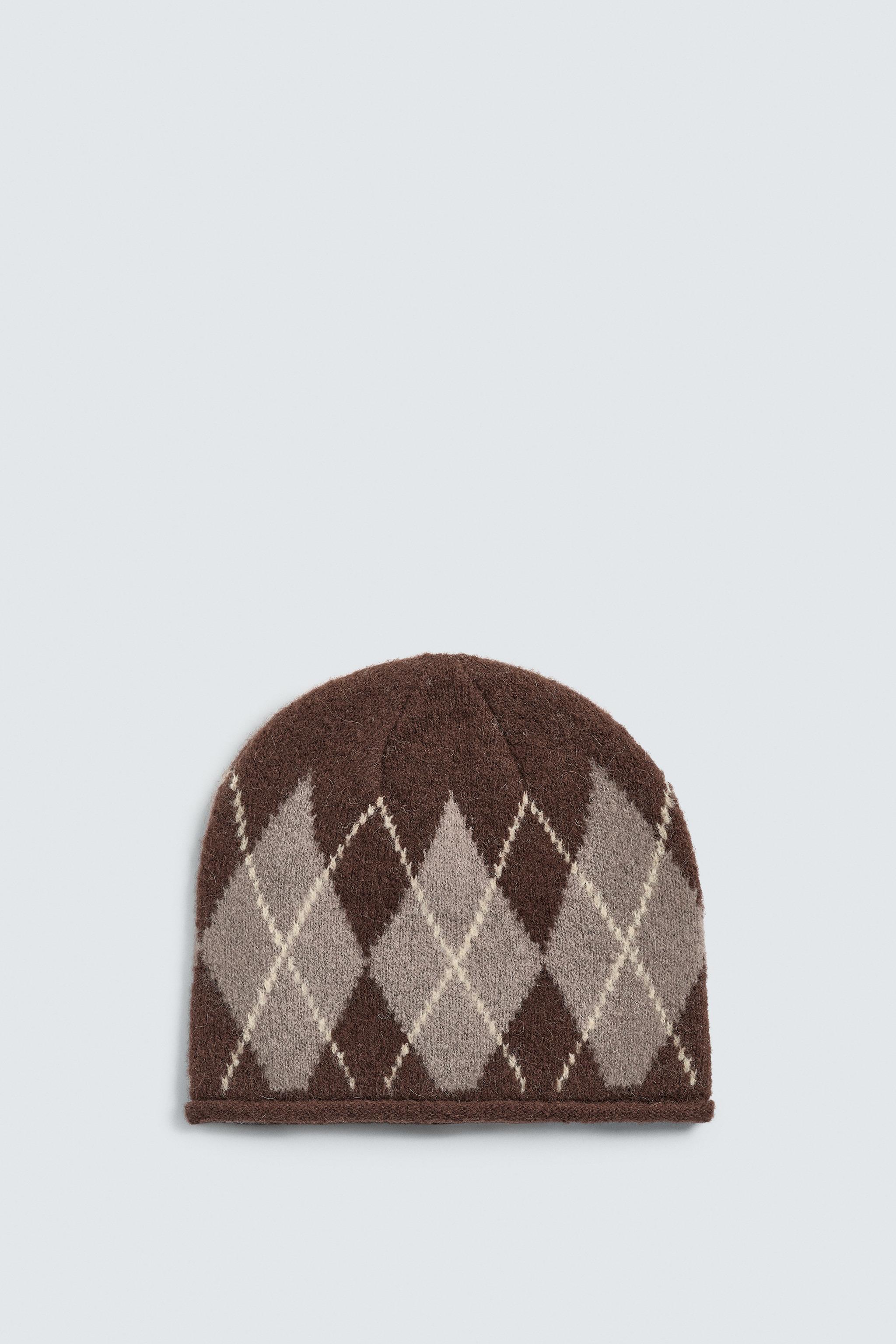 DIAMOND JACQUARD BEANIE HAT